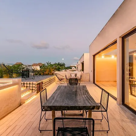 403 Stunning Rooftop Apartment For Couples W/Private Pool